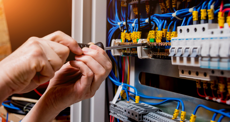 The Benefits of Upgrading Your Home’s Electrical Panel