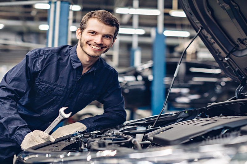 Mercedes Workshop mechanic service
