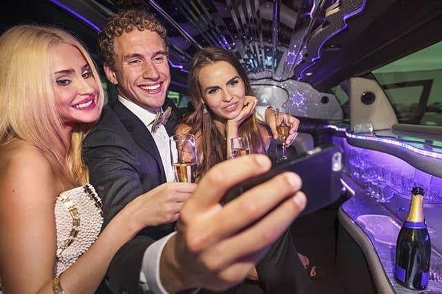 Bachelorette Party Limo Services in Hialeah