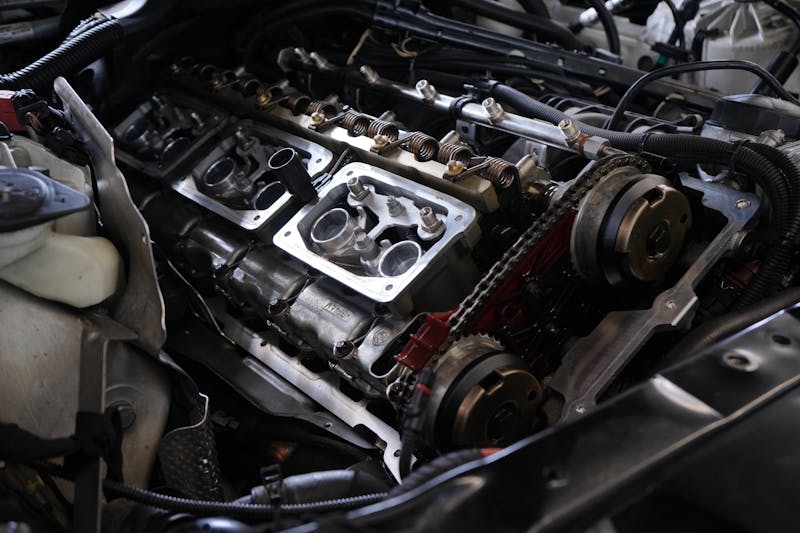 Cylinder Head Rebuilding Services