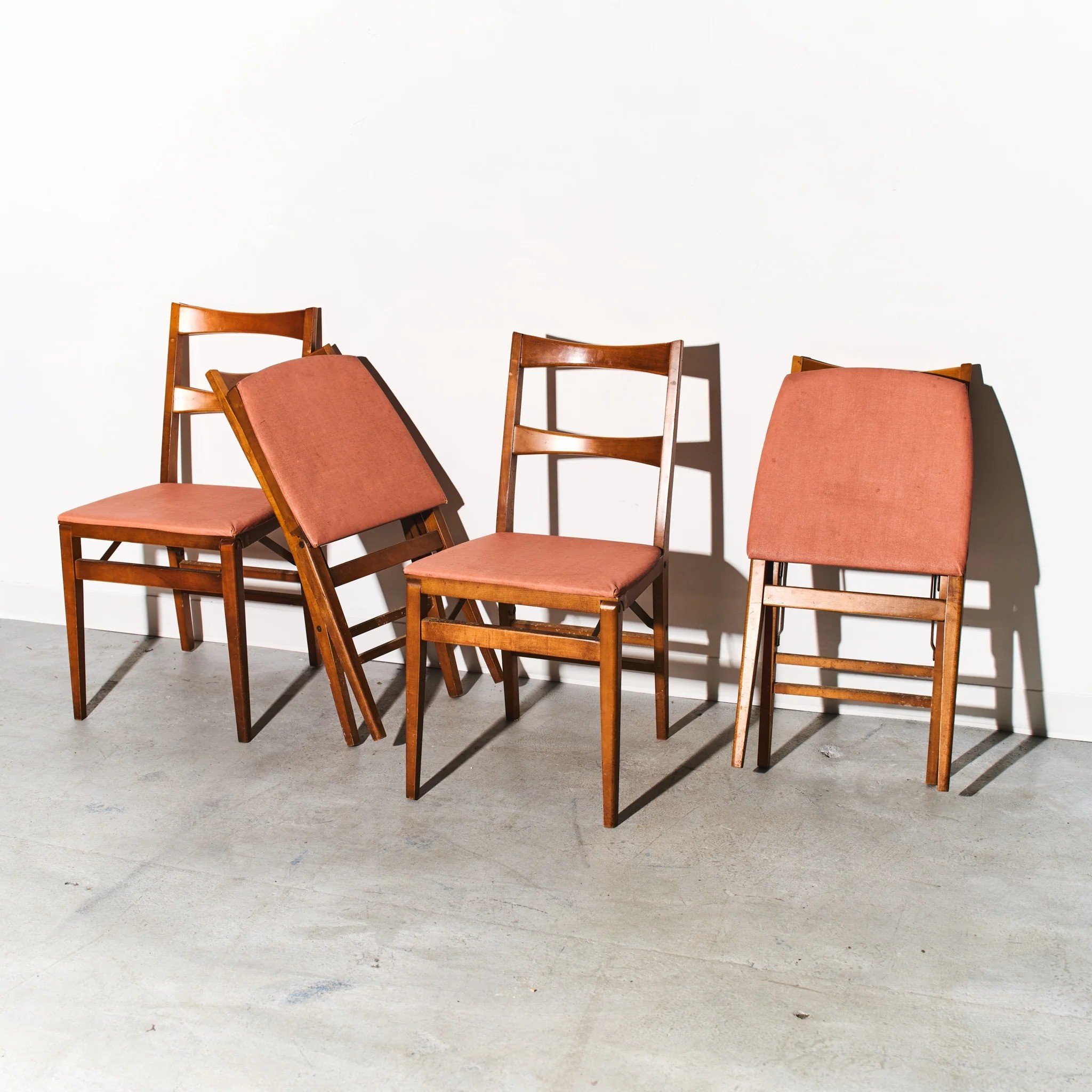 mid century style dining chairs