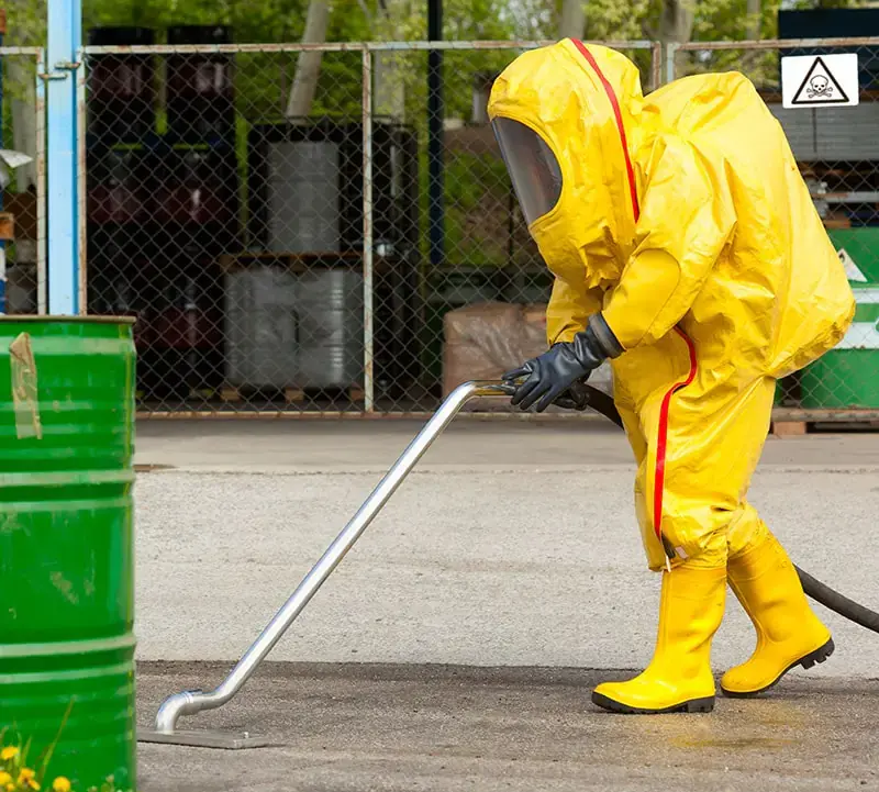 chemical spill clean up Montreal