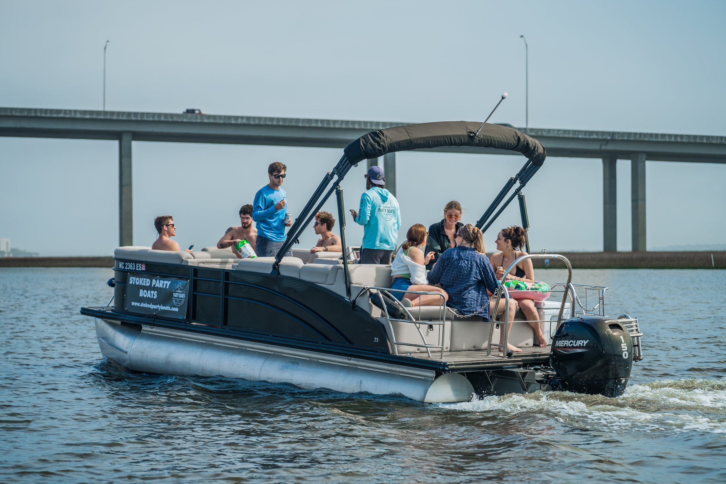 Private Pontoon Boat Rentals