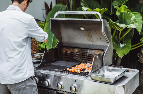 gas barbecue bottle