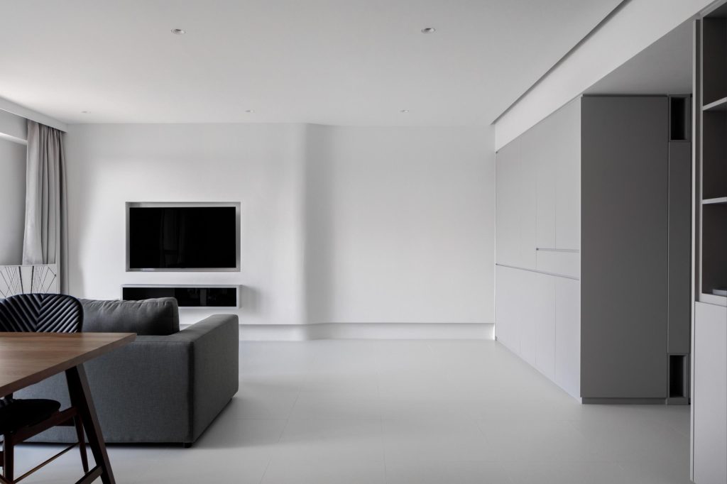MINIMALIST INTERIOR DESIGN